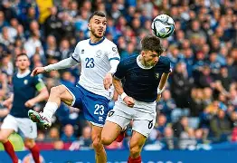 xingkong-转折点阿斯顿维拉再遭质疑,法甲国际比赛日攻防权衡,悬念犹存,年轻球员得到机会的简单介绍