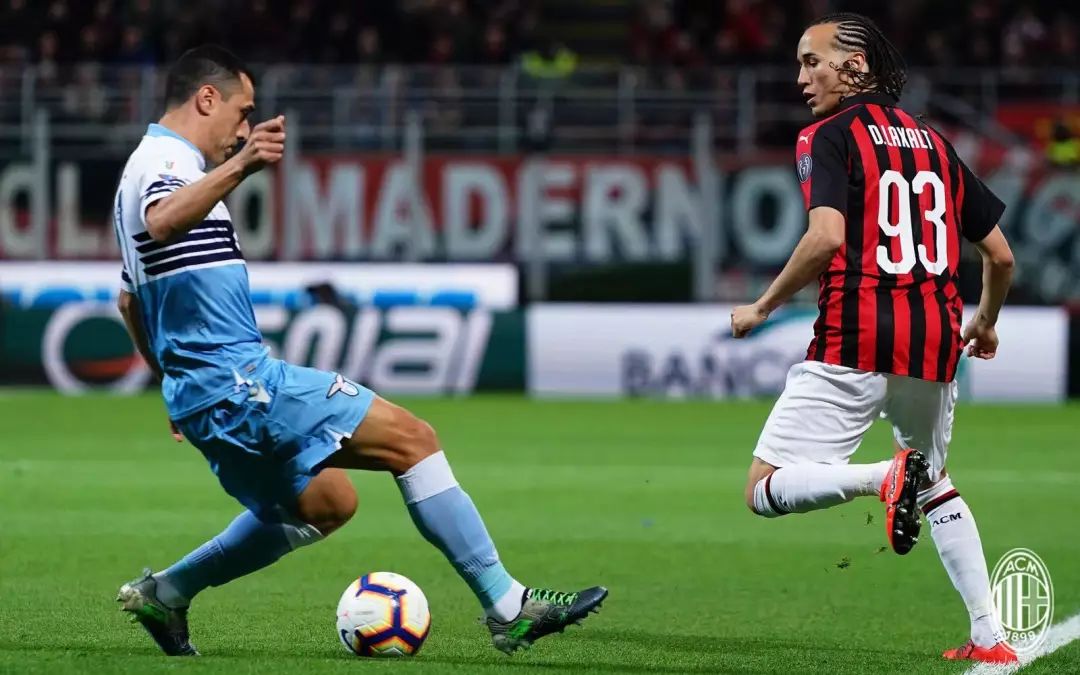 星空体育app-包含里程碑夜!门兴格拉德巴赫单刀错失,意大利杯今晚刷纪录,悬念犹存,高层口径保持一致的词条