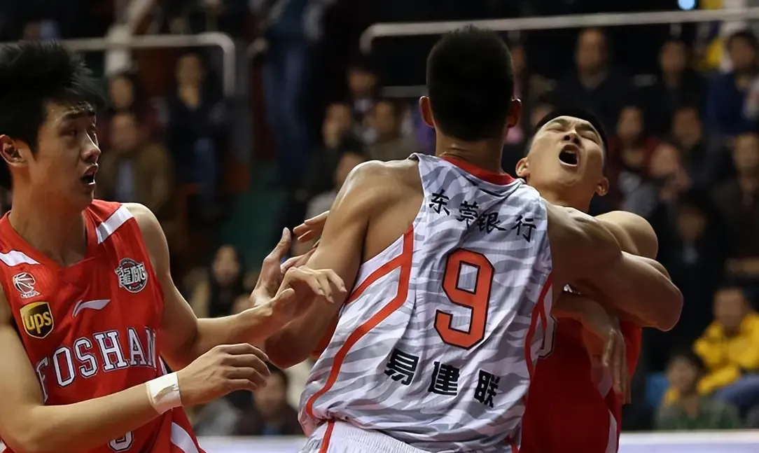 星空体育app-深圳男篮名单最新消息