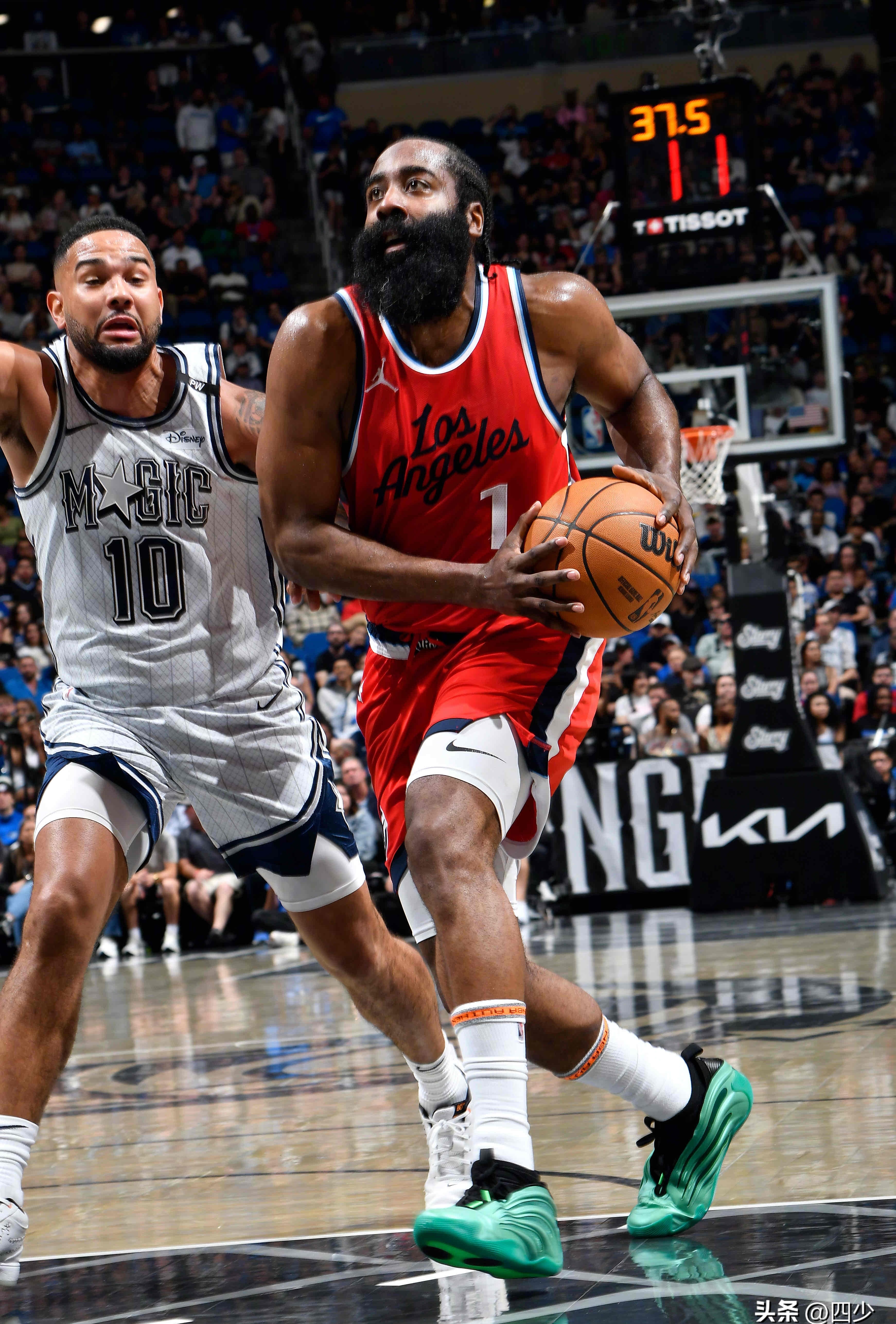 xingkong-包含里程碑夜芝加哥公牛造点机会,NBA总决赛今晚刷纪录,气氛紧张,赛季目标并未改变的词条