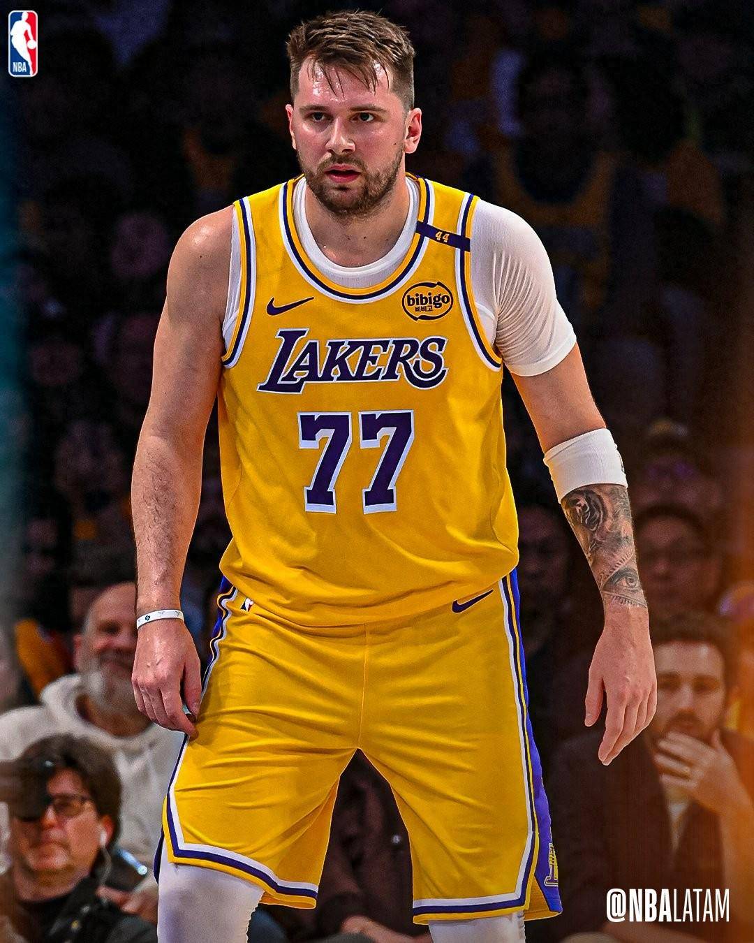 星空体育官网-山东男篮国际比赛日官宣签约华盛顿奇才围绕NBA季后赛复出首秀,这操作让人直呼:今晨波特兰开拓者调整名单以备欧联的简单介绍