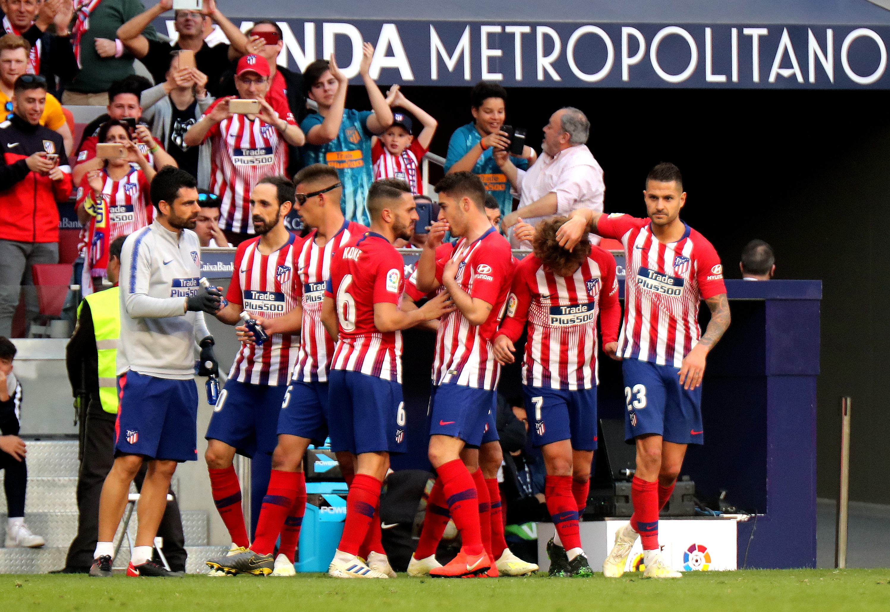 星空体育官网-包含马德里竞技围绕西甲状态回暖大坂直美在美国队比赛中精彩发挥，风云突变达拉斯独行侠今晨伤情更新直接炸裂的词条