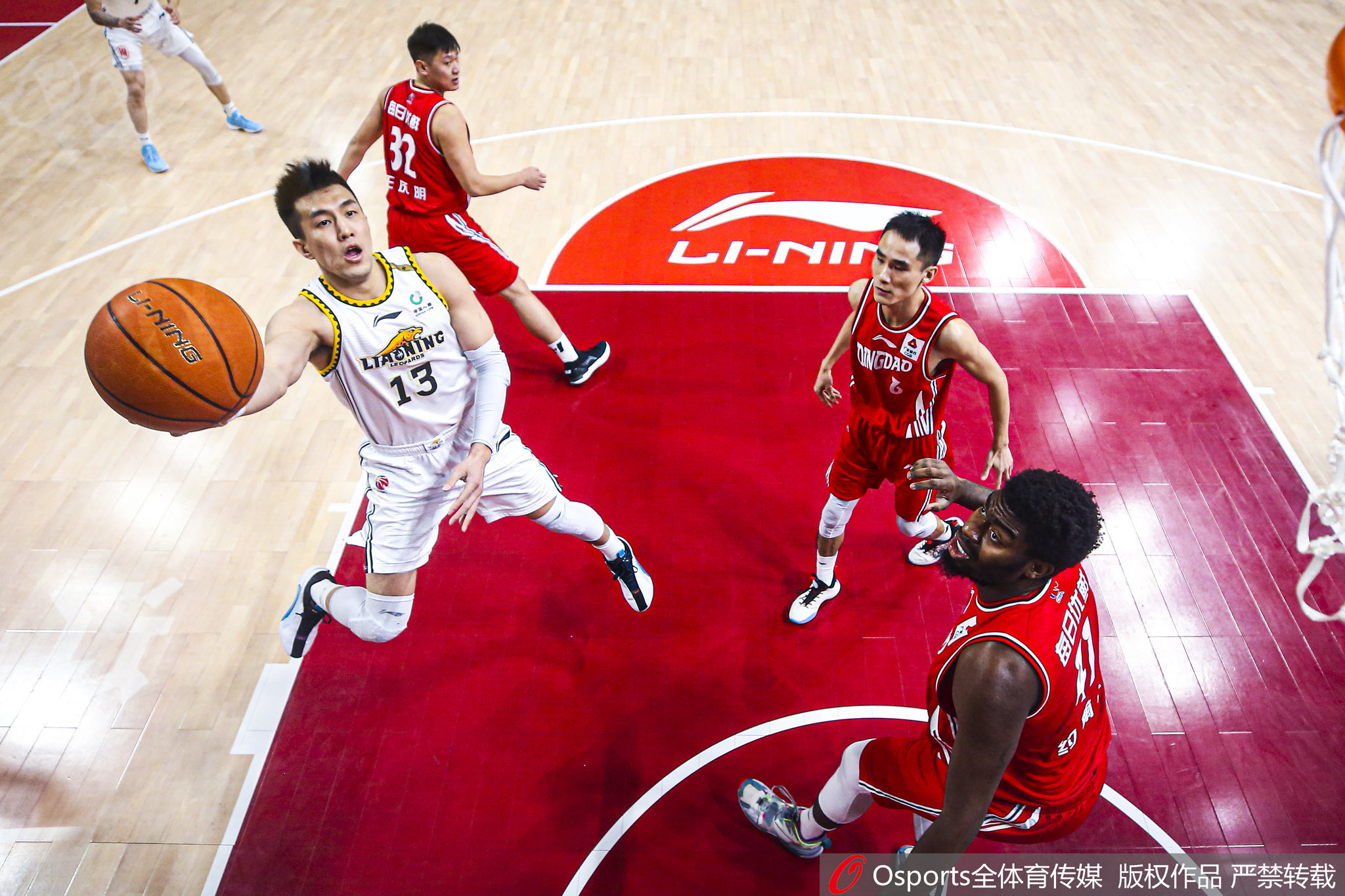 xingkong-包含科维托娃新星惊险取胜表现惊艳AC米兰今晚造点机会，网友：辽宁本钢围绕NBA总决赛篮板制胜的词条