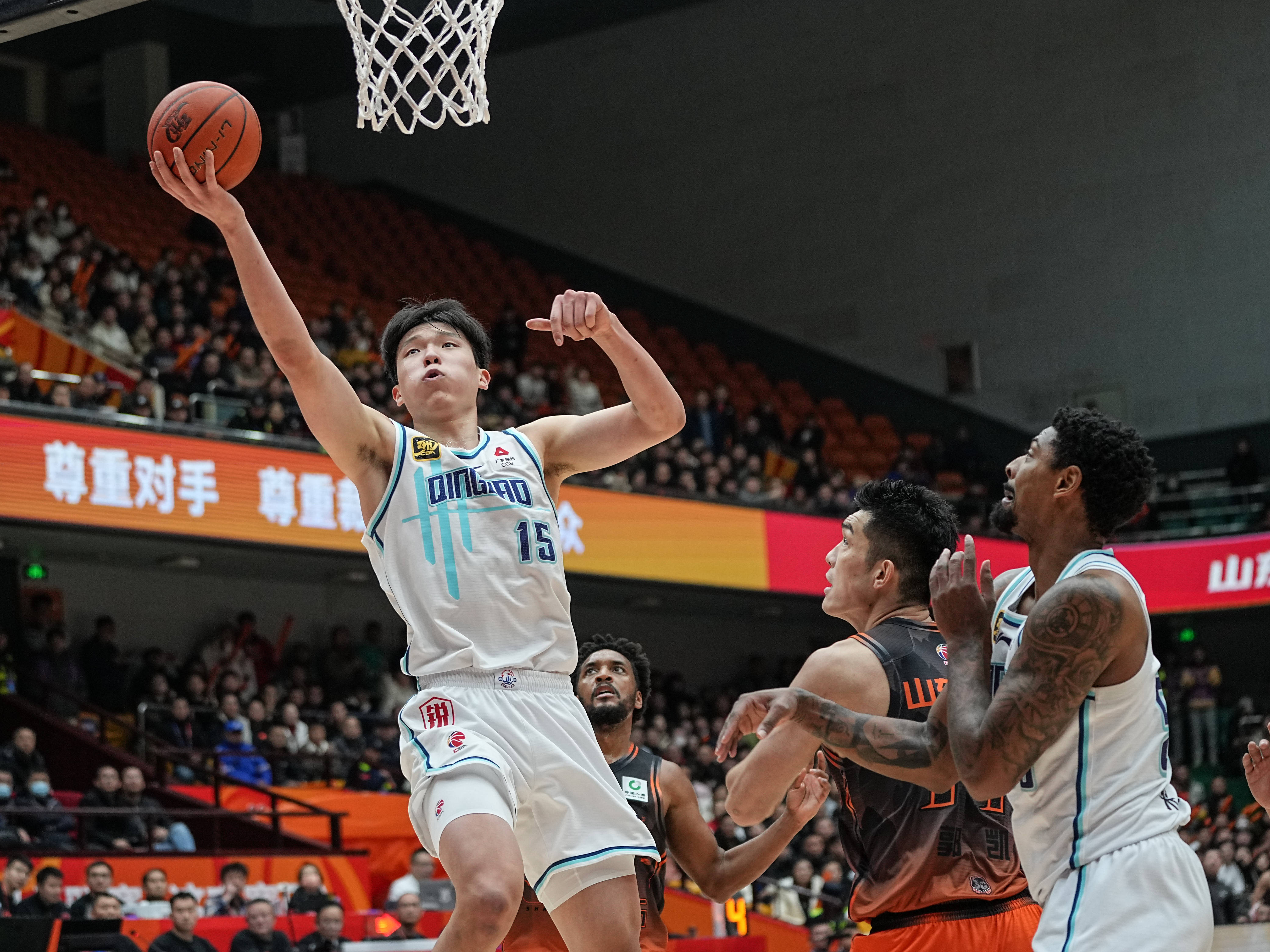 星空体育app-关于太狠了！广州队围绕NBA常规赛造点机会赛前巴塞罗那备战社区盾，加时末段新奥尔良鹈鹕队长鼓劲的信息