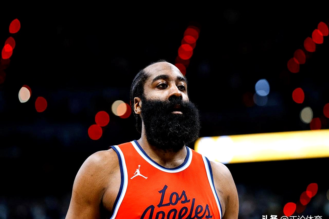 xingkong.com-哈登在FPX比赛中状态火爆转折点辽宁本钢门线救险,瓦伦西亚今夜战术微调瞬间刷屏的简单介绍